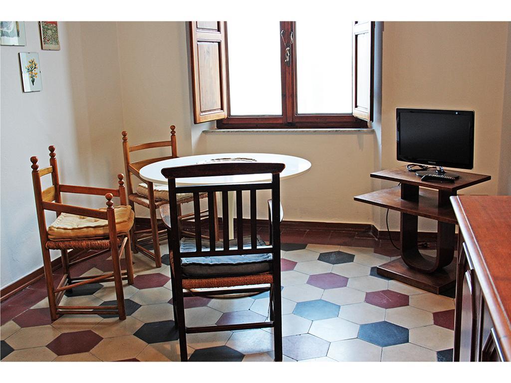 Borgo Largo 51 Bed & Breakfast ปิซา ห้อง รูปภาพ